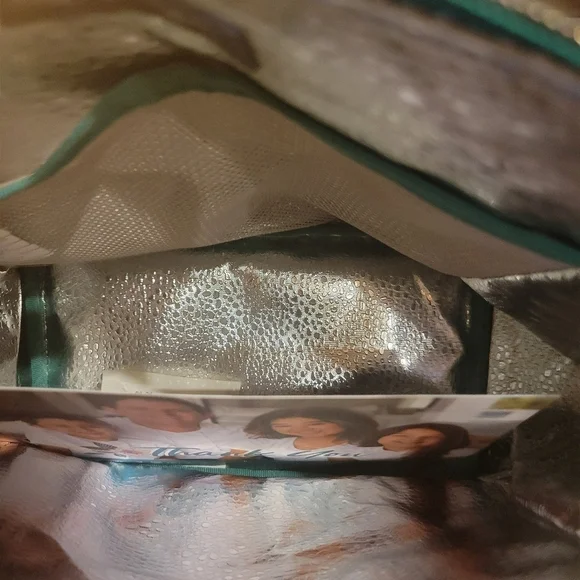 NWT- LUG- GOBBLE INSULATED LUNCH TOTE - Picture 4 of 4